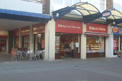 Lyn's Cake Corner photo 2